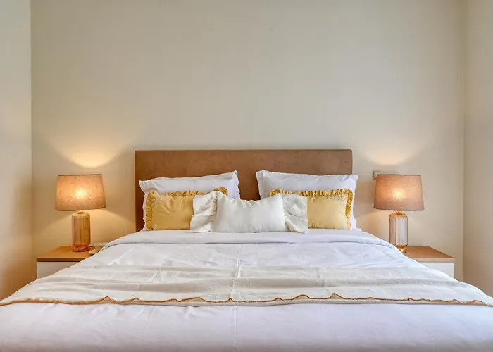 Costa Do Sol, A In Madeira